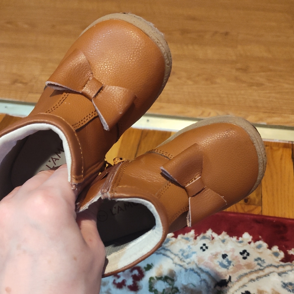 L'Amour Tan Leather Kids Shoes with Bow